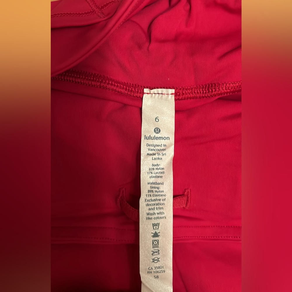 Lululemon leggings size 6